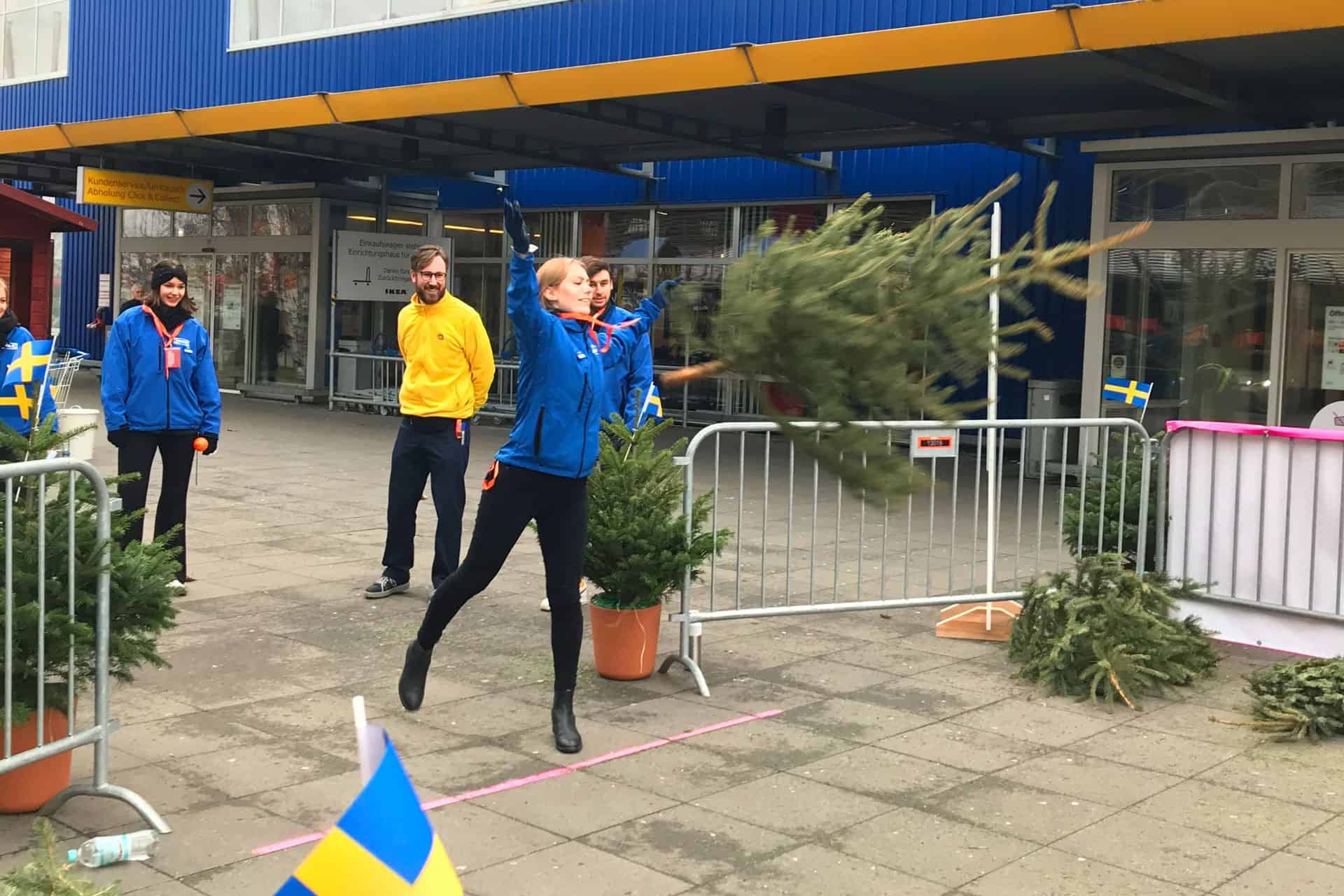 Christbaum Weitwurf IKEA